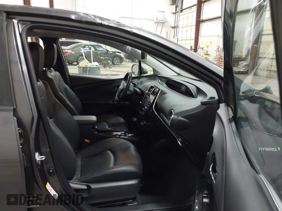 2020 Toyota Prius L Eco with VIN JTDKARFU1L3117299, listed as a IAAI auction lot 42544586 with 42,560 mi miles and . Bid and sale history available at DreamBid. Image 5.