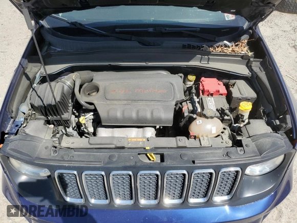 2019 Jeep Renegade Latitude z VIN ZACNJABBXKPJ75373, wystawiony jako Copart lot #52860995 z przebiegiem 80 059 mil mil oraz Szkoda całkowita • Salvage title. Historia ofert i sprzedaży dostępna na DreamBid. Obrazek 12.