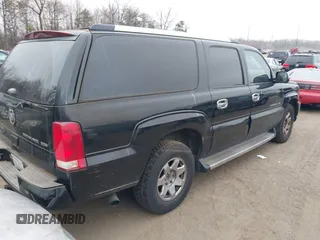 2005 Cadillac Escalade ESV z VIN 3GYFK66N15G177423, wystawiony jako IAAI lot #41806325 z przebiegiem 219 994 mil mil oraz . Historia ofert i sprzedaży dostępna na DreamBid. Obrazek 4.