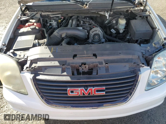 2007 GMC Yukon XL SLT with VIN 1GKFC16JX7J178806, listed as a Copart auction lot 48370045 with 238,522 mi miles and Clean Title. Bid and sale history available at carsss.com. Image 12.