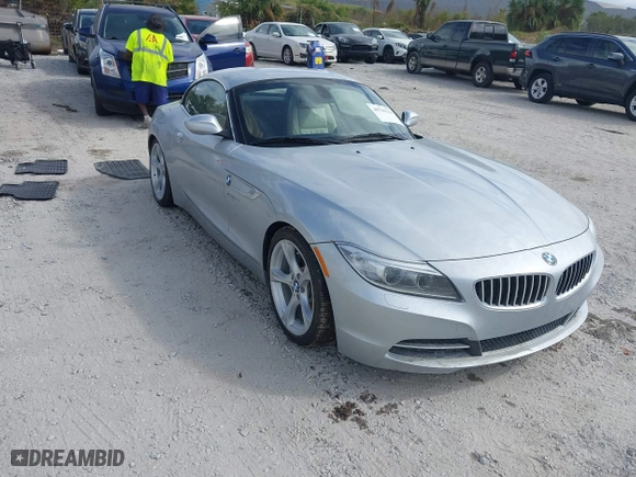 2016 BMW Z4 sDrive28i with VIN WBALL5C51G5A20361, listed as a IAAI auction lot 40739134 with 1 mi miles. Bid and sale history available at carsss.com. Image 1.