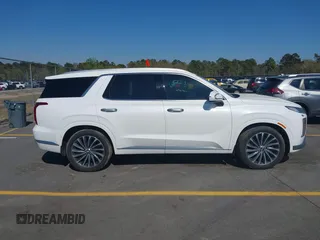 2023 Hyundai Palisade Calligraphy с VIN KM8R74GE2PU536779, выставлен на аукционе IAAI как лот 41893441 с пробегом 32 020 миль миль и . История ставок и продаж доступна на DreamBid. Изображение 13.