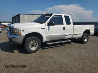 1999 Ford F-250 XL with VIN 1FTNX21LXXEC76365, listed as a Copart auction lot 63945125 with 522,235 mi miles and Clean title. Bid and sale history available at DreamBid. Image 1.