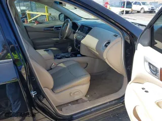 2013 Nissan Pathfinder SL with VIN 5N1AR2MM7DC671121, listed as a IAAI auction lot 41628426 with 119,242 mi miles. Bid and sale history available at carsss.com. Image 5.
