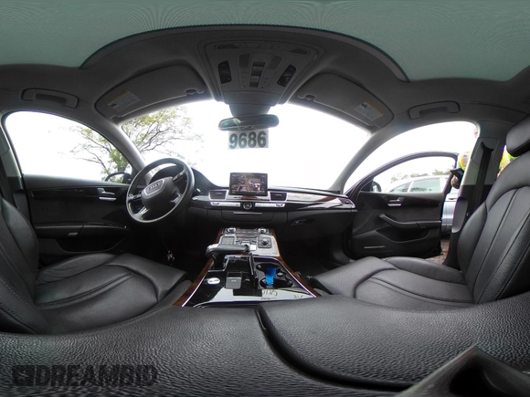 2018 Audi A8 с VIN WAU44AFD1JN000676, выставлен на аукционе IAAI как лот 42387636 с пробегом 76 293 миль миль и . История ставок и продаж доступна на DreamBid. Изображение 19.