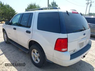 2004 Ford Explorer XLT z VIN 1FMZU73K24UA79196, wystawiony jako IAAI lot #42586311 z przebiegiem 212 196 mil mil oraz . Historia ofert i sprzedaży dostępna na DreamBid. Obrazek 3.