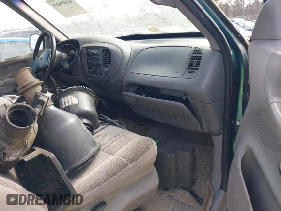 1997 Ford F-150 XL with VIN 1FTDX18W3VNC52363, listed as a IAAI auction lot 41610485 with 98,379 mi miles. Bid and sale history available at carsss.com. Image 5.