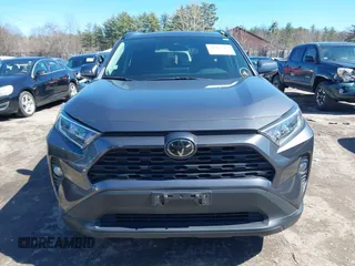 2019 Toyota RAV4 XLE with VIN 2T3P1RFV1KW056420, listed as a IAAI auction lot 41982282 with 53,424 mi miles and . Bid and sale history available at DreamBid. Image 12.