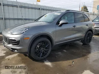 2017 Porsche Cayenne S z VIN WP1AB2A28HLA52849, wystawiony jako Copart lot #49186515 z przebiegiem 79 763 mil mil oraz Szkody całkowita. Historia ofert i sprzedaży dostępna na DreamBid. Obrazek 1.