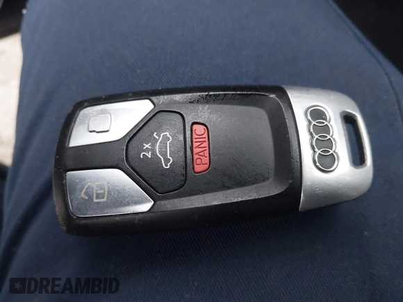 2019 Audi Q5 Premium with VIN WA1ANAFY7K2124244, listed as a IAAI auction lot 41251080 with 101,767 mi miles. Bid and sale history available at carsss.com. Image 11.