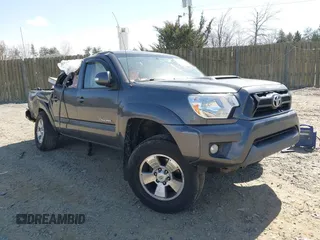 2013 Toyota Tacoma with VIN 3TMLU4EN9DM131332, listed as a IAAI auction lot 41814880 with 212,897 mi miles and . Bid and sale history available at carsss.com. Image 1.