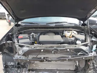 2025 Chevrolet Silverado 1500 LT with VIN 1GCPACED8SZ128090, listed as a IAAI auction lot 42158661 with 5,869 mi miles and . Bid and sale history available at DreamBid. Image 10.
