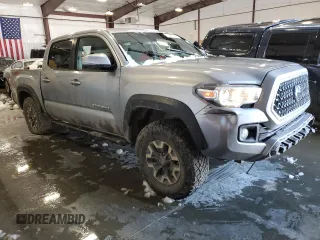 2018 Toyota Tacoma SR z VIN 3TMCZ5AN2JM122416, wystawiony jako Copart lot #41620015 z przebiegiem Nie podano mil oraz Szkoda całkowita • Salvage title. Historia ofert i sprzedaży dostępna na DreamBid. Obrazek 4.