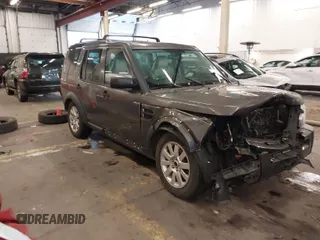 2005 Land Rover LR3 SE with VIN SALAE25485A327950, listed as a IAAI auction lot 41019961 with 236,524 mi miles. Bid and sale history available at carsss.com. Image 1.