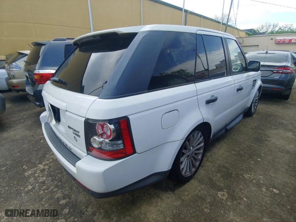 2011 Land Rover Range Rover Sport HSE with VIN SALSF2D45BA266832, listed as a Copart auction lot 54013985 with 156,397 mi miles and Clean Title. Bid and sale history available at carsss.com. Image 4.