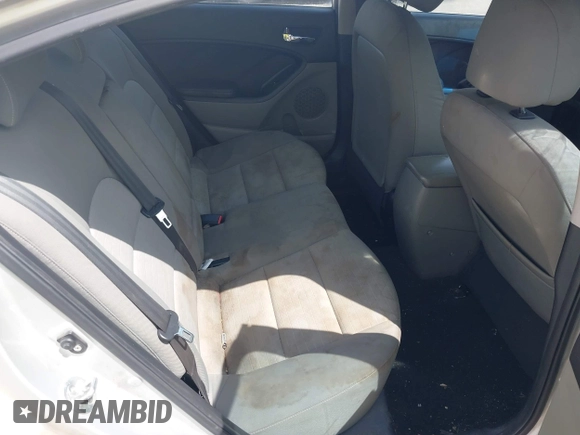 2014 Kia Forte EX with VIN KNAFX4A84E5085479, listed as a IAAI auction lot 41886196 with 183,815 mi miles. Bid and sale history available at carsss.com. Image 8.