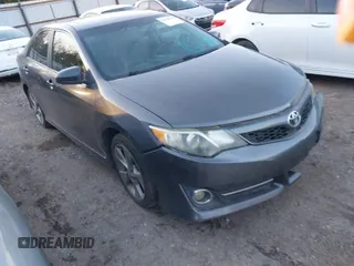 2014 Toyota Camry L with VIN 4T1BF1FK2EU751585, listed as a IAAI auction lot 41730388 with 153,465 mi miles. Bid and sale history available at carsss.com. Image 1.
