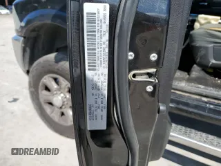 2018 Ram 2500 Big Horn z VIN 3C6UR5ML9JG139461, wystawiony jako Copart lot #71762814 z przebiegiem 203 063 mil mil oraz Czysty tytuł • Clean title. Historia ofert i sprzedaży dostępna na DreamBid. Obrazek 12.