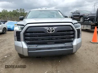 2022 Toyota Tundra 2WD SR5 with VIN 5TFLA5AB7NX005251, listed as a Copart auction lot 45131335 with 48,470 mi miles and Salvage Title. Bid and sale history available at carsss.com. Image 5.