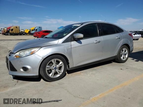 2014 Ford Focus SE with VIN 1FADP3F25EL198447, listed as a Copart auction lot 52953205 with 132,523 mi miles and Salvage Title. Bid and sale history available at carsss.com. Image 1.