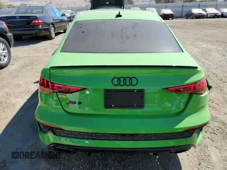 2024 Audi RS 3 z VIN WUAG4DGY9RA900847, wystawiony jako Copart lot #67999104 z przebiegiem 4017 mil mil oraz Szkody całkowita. Historia ofert i sprzedaży dostępna na DreamBid. Obrazek 6.