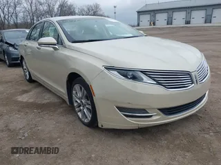 2014 Lincoln MKZ with VIN 3LN6L2G96ER826601, listed as a IAAI auction lot 41844586 with 66,923 mi miles and . Bid and sale history available at DreamBid. Image 1.