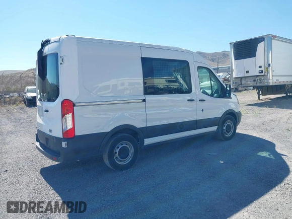 2018 Ford Transit с VIN 1FTYE1CM8JKB42370, выставлен на аукционе IAAI как лот 42595047 с пробегом 76 992 миль миль и . История ставок и продаж доступна на DreamBid. Изображение 4.