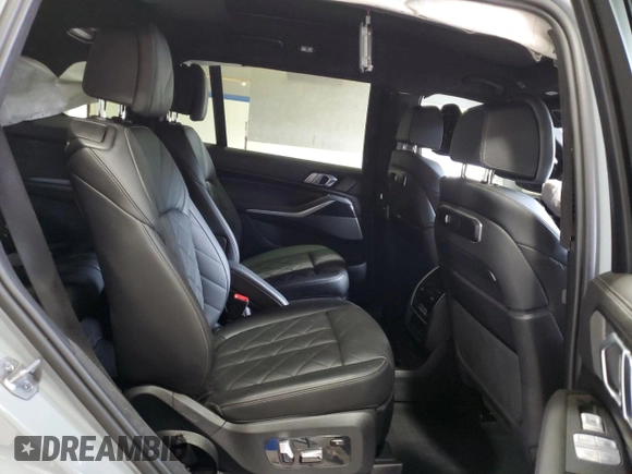 2023 BMW X7 xDrive40i z VIN 5UX23EM01P9R78454, wystawiony jako Copart lot #56280075 z przebiegiem Nie podano mil oraz Szkoda całkowita • Salvage title. Historia ofert i sprzedaży dostępna na DreamBid. Obrazek 11.