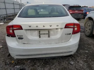 2018 Volvo S60 Inscription Platinum with VIN LYV402TMXJB157406, listed as a Copart auction lot 43436405 with 114,480 mi miles and Salvage Title. Bid and sale history available at carsss.com. Image 6.