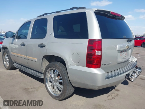 2007 Chevrolet Tahoe LS with VIN 1GNFC13C87R308432, listed as a IAAI auction lot 41740545 with 251,195 mi miles and . Bid and sale history available at DreamBid. Image 3.