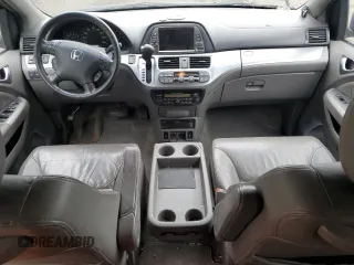 2008 Honda Odyssey Touring with VIN 5FNRL38878B031074, listed as a Copart auction lot 81330694 with 172,896 mi miles and Salvage Title. Bid and sale history available at carsss.com. Image 8.