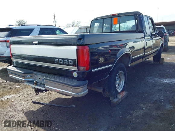 1994 Ford F-150 with VIN 1FTEX14H3RKB39712, listed as a IAAI auction lot 41581206 with 180,410 mi miles. Bid and sale history available at carsss.com. Image 4.