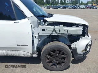 2019 Jeep Renegade Altitude with VIN ZACNJBBB4KPK54687, listed as a IAAI auction lot 42302929 with 70,122 mi miles and . Bid and sale history available at DreamBid. Image 6.