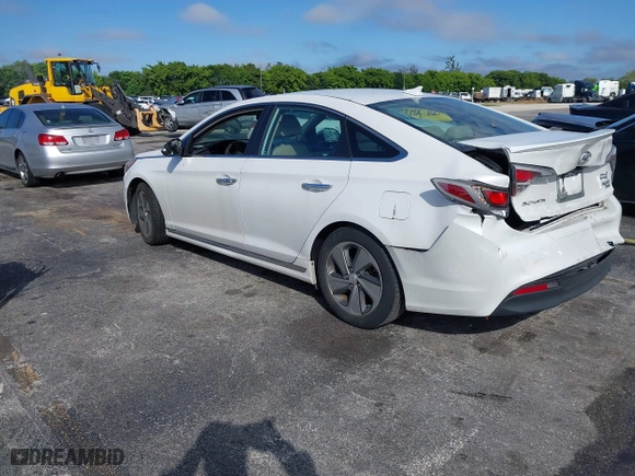 2016 Hyundai Sonata Hybrid Limited with VIN KMHE34L13GA018114, listed as a IAAI auction lot 41500062 with 43,207 mi miles. Bid and sale history available at carsss.com. Image 3.