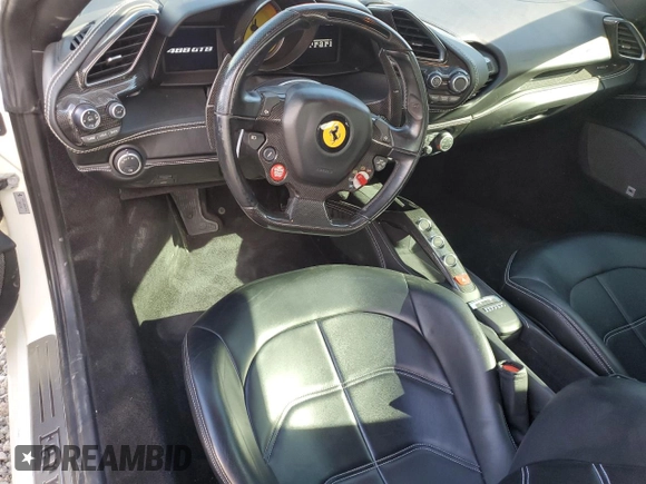 2018 Ferrari 488 z VIN ZFF79ALA5J0232045, wystawiony jako Copart lot #69417283 z przebiegiem 26 053 mil mil oraz . Historia ofert i sprzedaży dostępna na DreamBid. Obrazek 8.