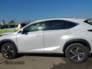 2020 Lexus NX 300 z VIN JTJDARBZ4L5007813, wystawiony jako IAAI lot #41988843 z przebiegiem 53 298 mil mil oraz . Historia ofert i sprzedaży dostępna na DreamBid. Obrazek 14.