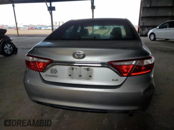 2015 Toyota Camry XLE with VIN 4T4BF1FK6FR453502, listed as a Copart auction lot 53556835 with 293,917 mi miles and Clean Title. Bid and sale history available at carsss.com. Image 6.