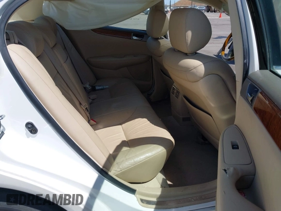 2005 Lexus ES 350 z VIN JTHBA30G655110371, wystawiony jako IAAI lot #42214871 z przebiegiem 119 369 mil mil oraz . Historia ofert i sprzedaży dostępna na DreamBid. Obrazek 8.