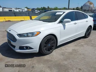 2013 Ford Fusion SE with VIN 3FA6P0H95DR249155, listed as a IAAI auction lot 42130606 with 152,021 mi miles. Bid and sale history available at carsss.com. Image 2.