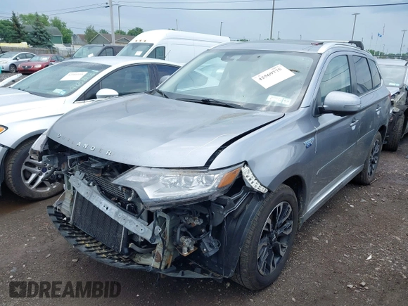 2018 Mitsubishi Outlander SEL z VIN JA4J24A58JZ058655, wystawiony jako IAAI lot #42569775 z przebiegiem 111 370 mil mil oraz . Historia ofert i sprzedaży dostępna na DreamBid. Obrazek 19.