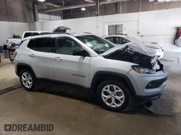2024 Jeep Compass Latitude с VIN 3C4NJDBN8RT117974, выставлен на аукционе Copart как лот 65041645 с пробегом Не указан миль и Чистый • Clean title. История ставок и продаж доступна на DreamBid. Изображение 4.