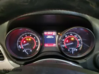 2020 Dodge Journey Crossroad with VIN 3C4PDCGB0LT271188, listed as a Copart auction lot 88661115 with 82,161 mi miles and Salvage Title. Bid and sale history available at carsss.com. Image 9.