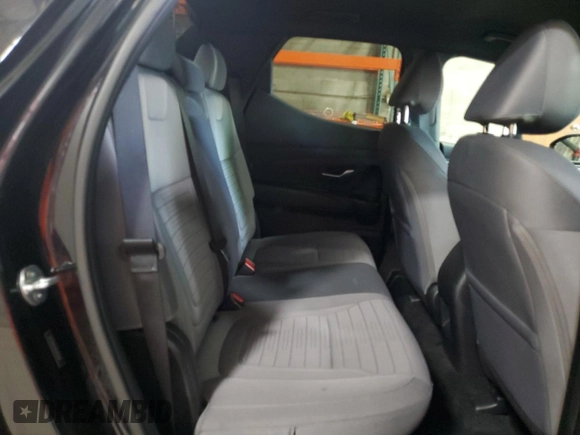 2024 Hyundai Santa Cruz SEL z VIN 5NTJBDAE4RH097401, wystawiony jako Copart lot #55235555 z przebiegiem 31 201 mil mil oraz Czysty tytuł • Clean title. Historia ofert i sprzedaży dostępna na DreamBid. Obrazek 10.