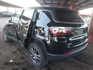 2018 Jeep Compass Latitude with VIN 3C4NJCBBXJT467997, listed as a IAAI auction lot 41871545 with 79,352 mi miles and . Bid and sale history available at DreamBid. Image 3.