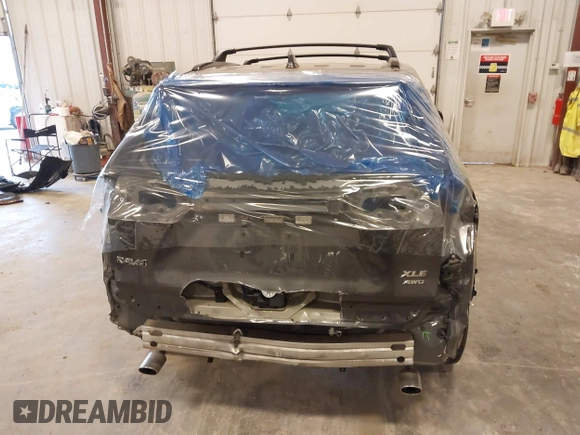 2022 Toyota RAV4 XLE with VIN 2T3P1RFV3NC259542, listed as a IAAI auction lot 42372093 with 42,896 mi miles and . Bid and sale history available at DreamBid. Image 16.