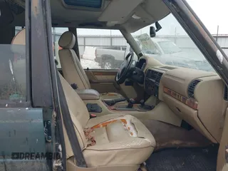 1998 Land Rover Discovery SD with VIN SALJY1246WA750369, listed as a IAAI auction lot 42068892 with 192,914 mi miles. Bid and sale history available at carsss.com. Image 5.