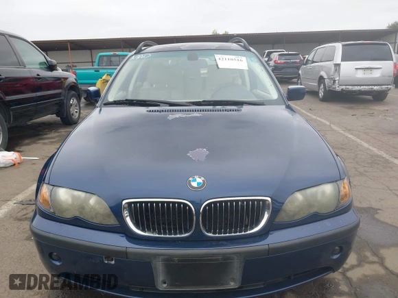 2004 BMW 3 Series 325i with VIN WBAEN33464PC13314, listed as a IAAI auction lot 42110516 with 195,498 mi miles and . Bid and sale history available at carsss.com. Image 12.