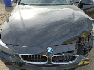 2019 BMW 4 Series 430i xDrive with VIN WBA4J3C53KBL09716, listed as a Copart auction lot 49602685 with 123,258 mi miles and Salvage title. Bid and sale history available at DreamBid. Image 11.