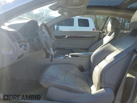 2013 Mercedes-Benz E-Class E 350 with VIN WDDKJ8JB3DF200710, listed as a Copart auction lot 46750215 with 140,926 mi miles and Clean Title. Bid and sale history available at carsss.com. Image 7.