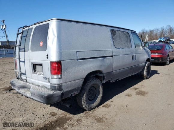 2000 Ford Econoline Cargo Van with VIN 1FTNE24L3YHA28752, listed as a Copart auction lot 45969345 with 109,484 mi miles and Clean Title. Bid and sale history available at carsss.com. Image 3.